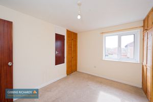 Bedroom- click for photo gallery